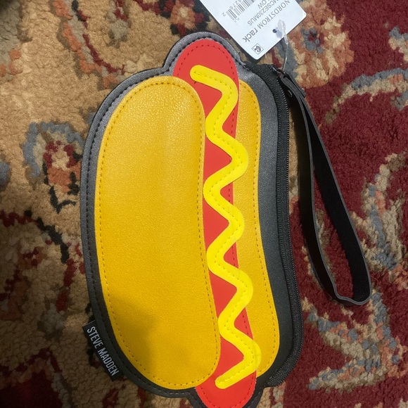 NWT Steve Madden pouches from NORDSTROM rack - Picture 3 of 8